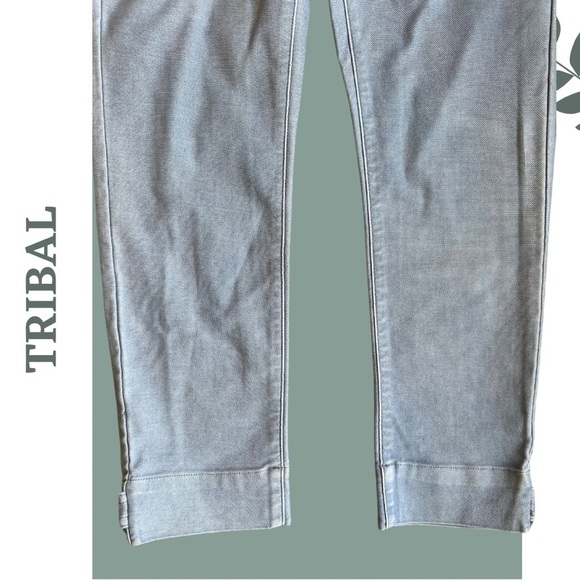 Tribal Women’s Stretch Pull On Capri Pant Washed Denim Look Front Rear Pockets - Picture 5 of 6